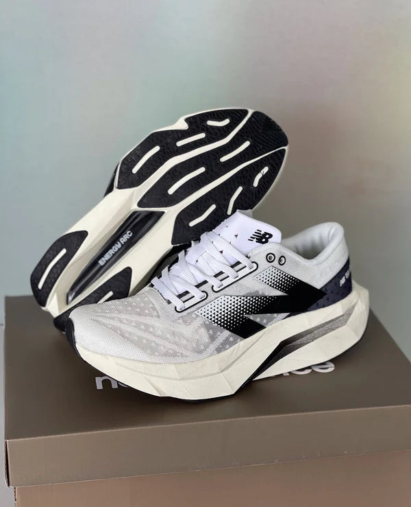 New Balance Fuellcell Blanco - Negro